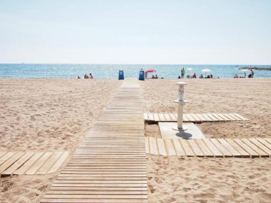 דירות פוזול Apto Con Piscina En La Playa Cerca De Vlc Con Ac מראה חיצוני תמונה